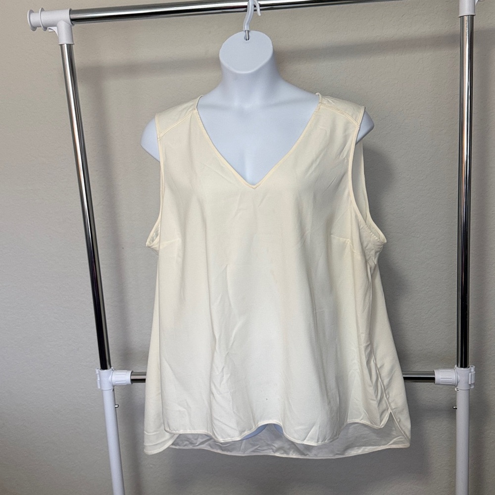 Plus Size V-Neck Sleeveless Blouse High-Low with Ribbon Trim